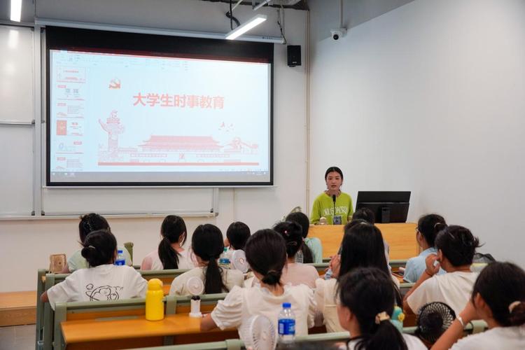 如何优化大学生思想政治教育环境?-图2 如何优化大学生思想政治教育环境?-图2