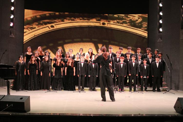 合唱指挥的艺术实践与教学策略研究——基于指挥技法与团队协作的实践探索-图2 合唱指挥的艺术实践与教学策略研究——基于指挥技法与团队协作的实践探索-图2