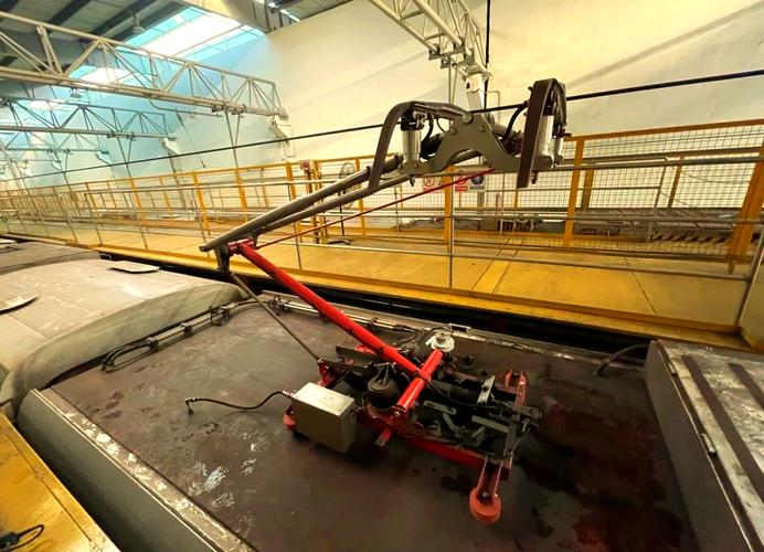 国内地铁受电弓技术研究现状,从材料创新到智能运维的发展路径-图1 国内地铁受电弓技术研究现状,从材料创新到智能运维的发展路径-图1