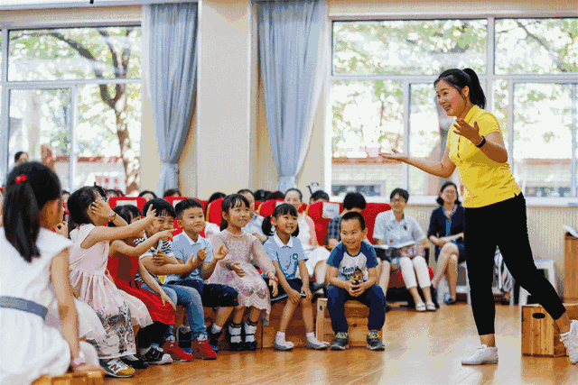 小学口语教学研究动态,聚焦核心素养,探索实践路径与未来方向-图1 小学口语教学研究动态,聚焦核心素养,探索实践路径与未来方向-图1