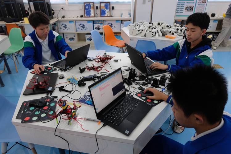 现代教育装备应用能力如何提升？-图1