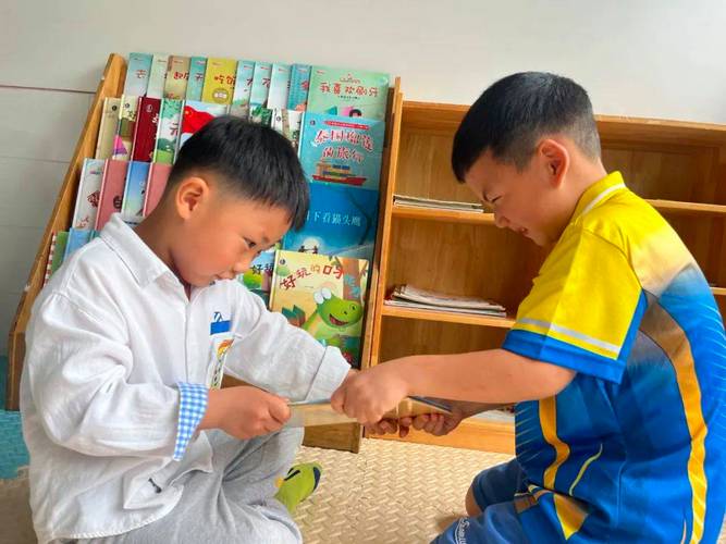 幼儿争抢玩具研究有何核心发现？-图1