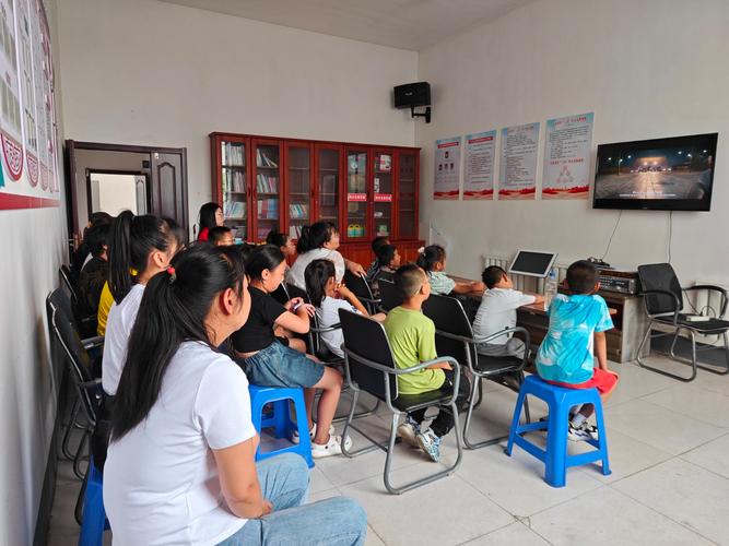 青少年社区教育有哪些独特特点？-图2