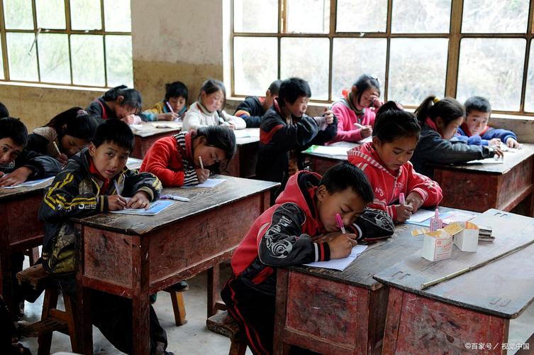 农村小学留守儿童教育困境何解？-图3