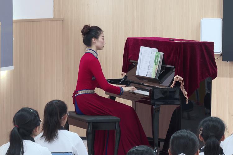 中学音乐教学研究活动如何提升课堂实效？-图2